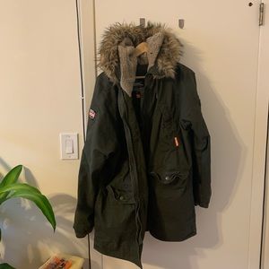 SuperDry Military Parka. Worn 3-5 times. LIKE NEW